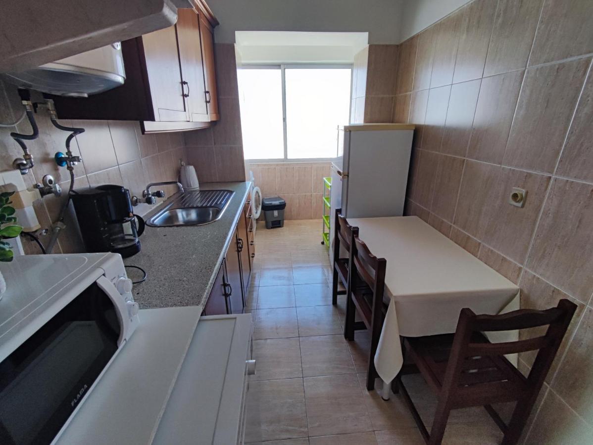 Lisbon Traditional T2 With Balcony In Damaia, Lisbon Amadora Luaran gambar