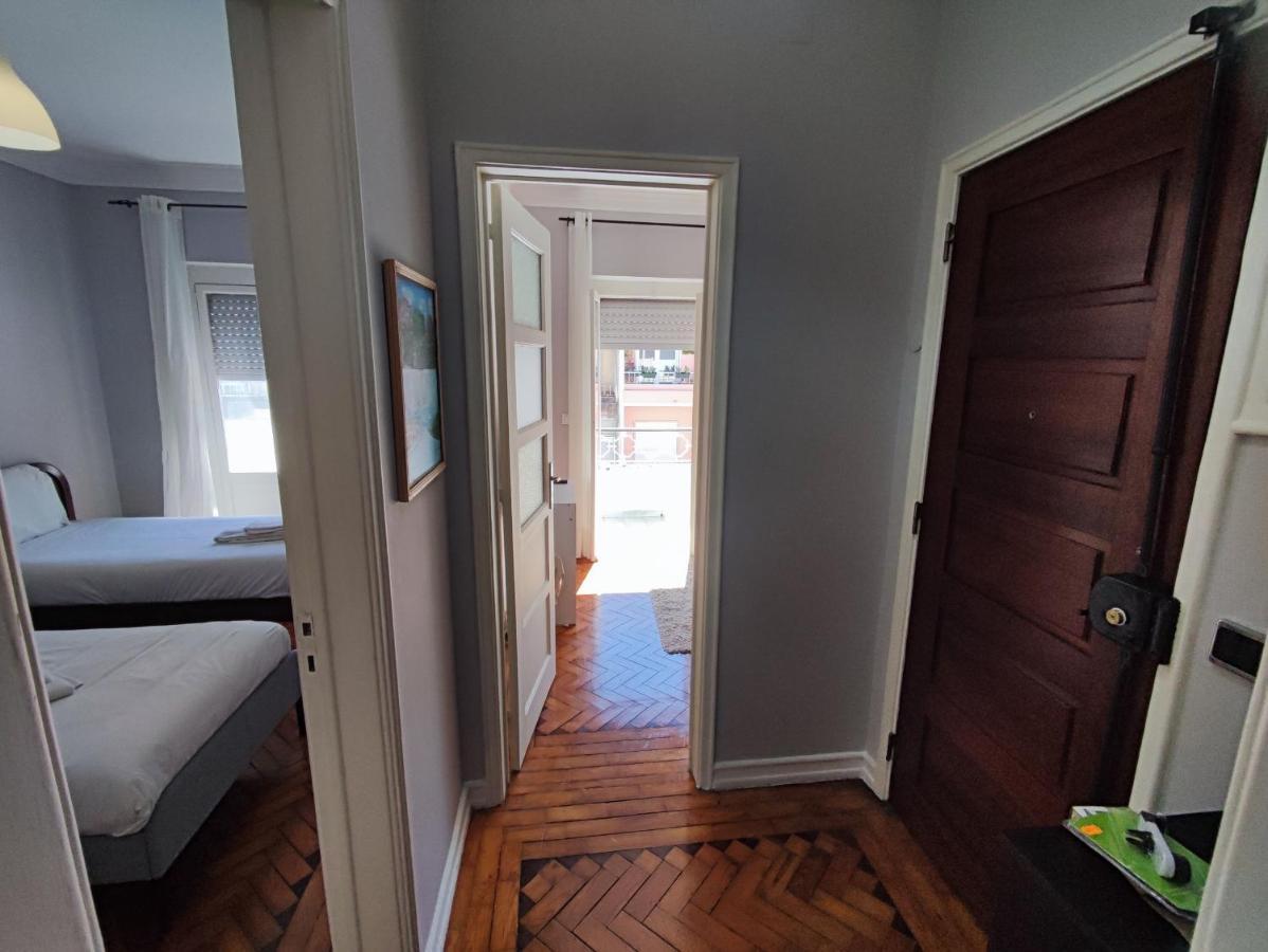 Lisbon Traditional T2 With Balcony In Damaia, Lisbon Amadora Luaran gambar