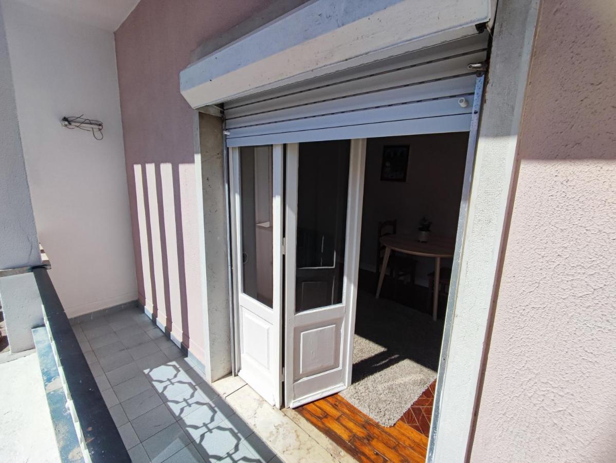 Lisbon Traditional T2 With Balcony In Damaia, Lisbon Amadora Luaran gambar